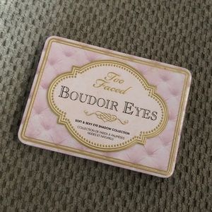 Too Faced eye shadow palette from Sephora